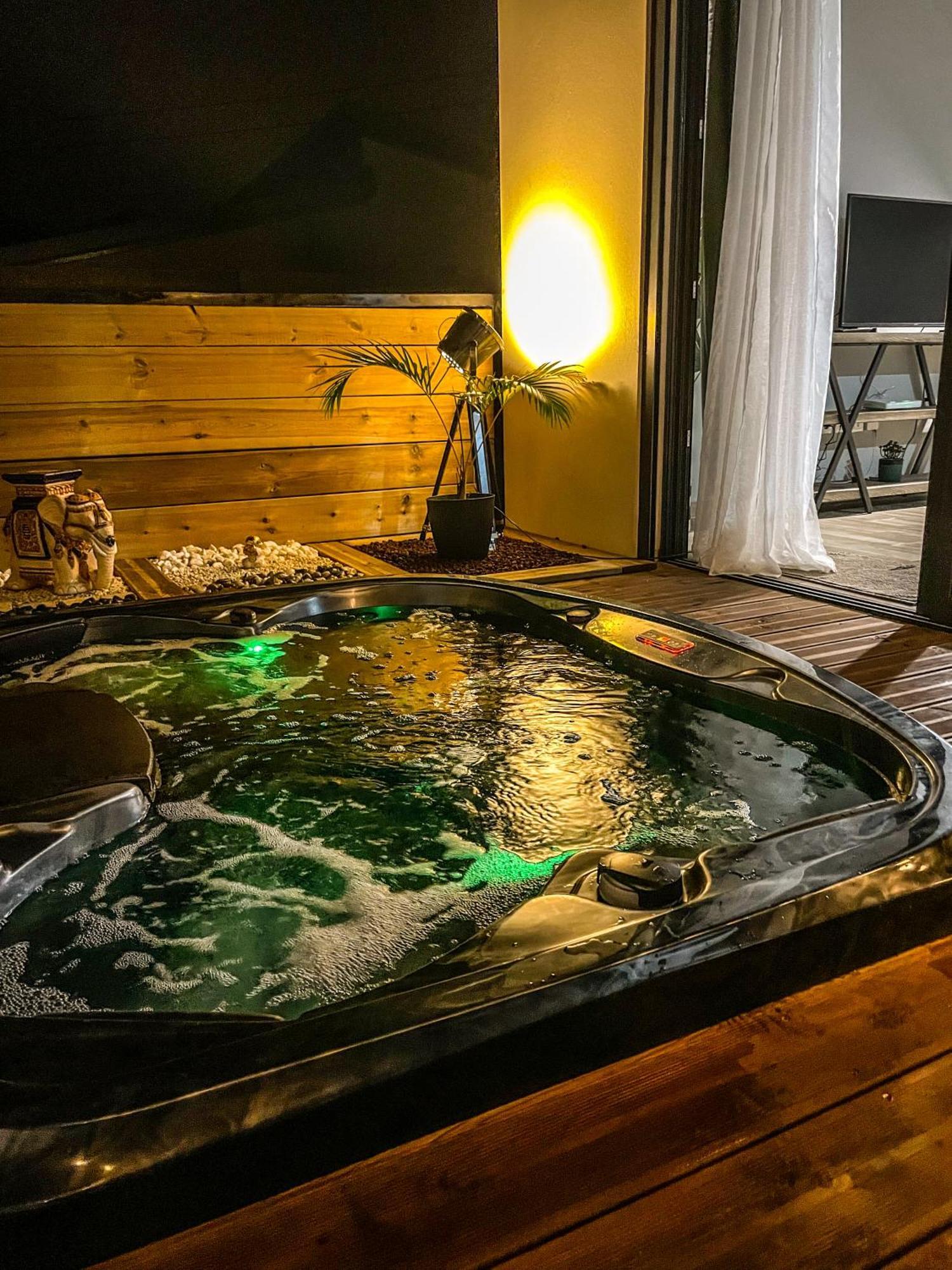 Villa Cap Sud And Spa 1 Petite Île エクステリア 写真